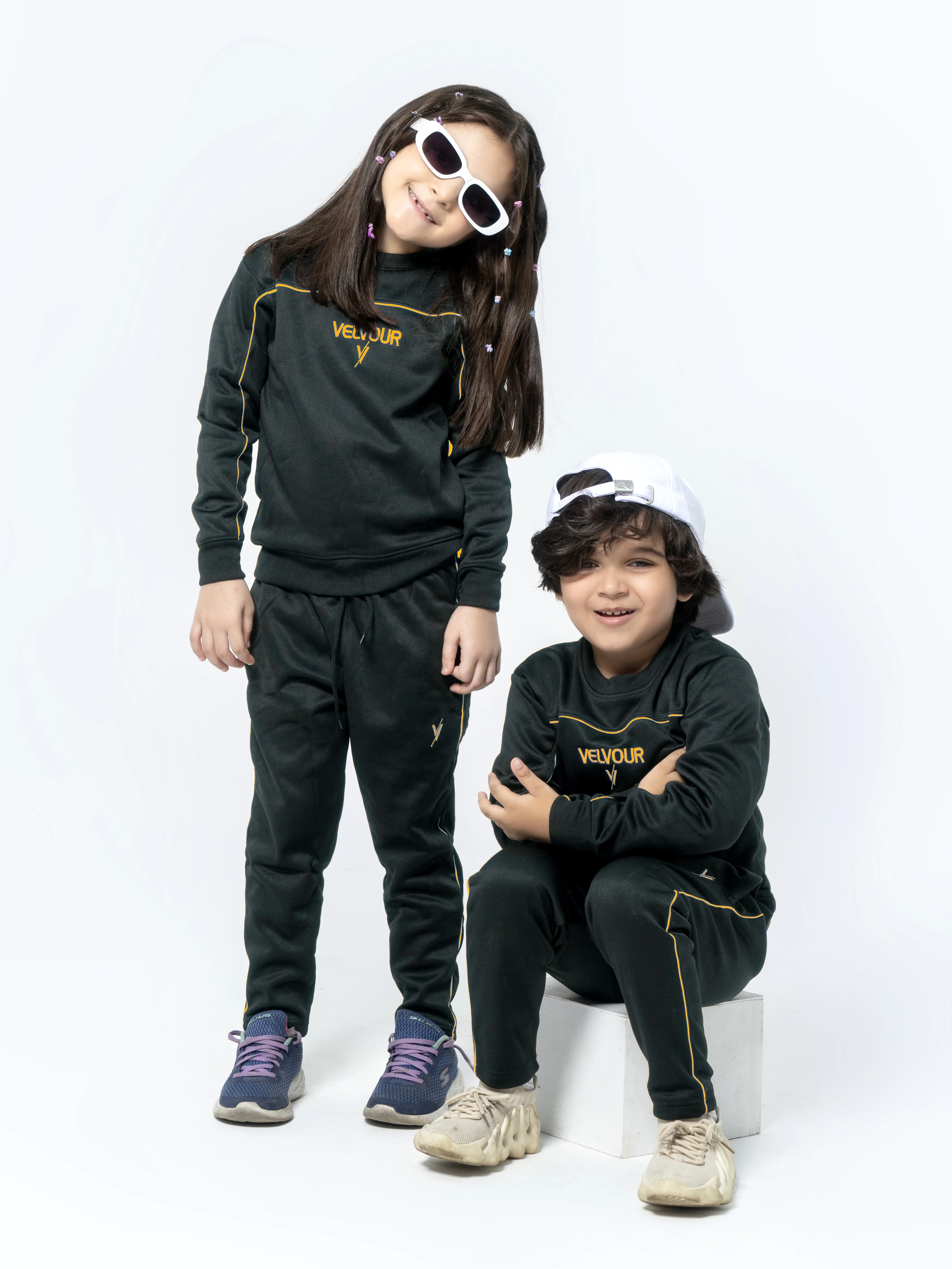 Round Neck Tracksuit For Boys & Girls, Poly Athletic Fleece #VWT01-C - Image 4